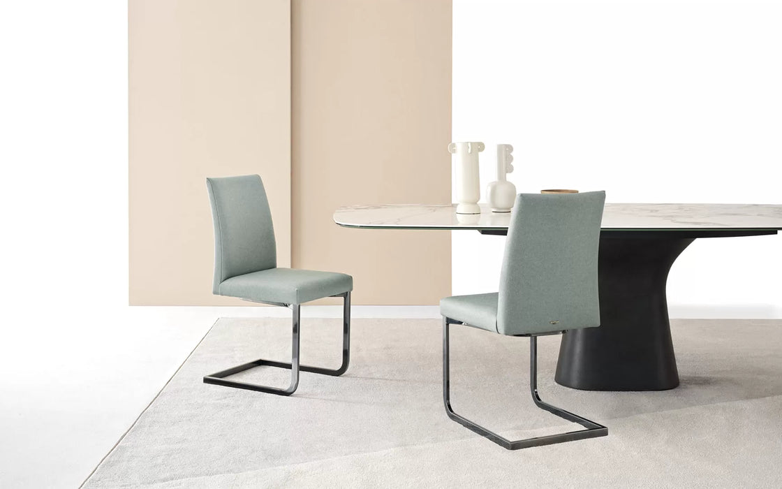 Hisa Chair