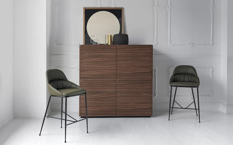 Queen Footstool - MyConcept Hong Kong