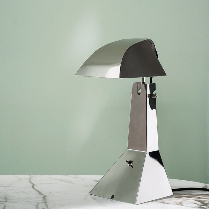 E63 Table Lamp