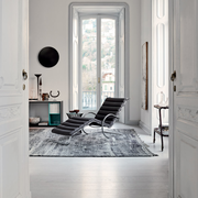 The Mies van der Rohe Adjustable Chaise Longue Chair - MyConcept Hong Kong