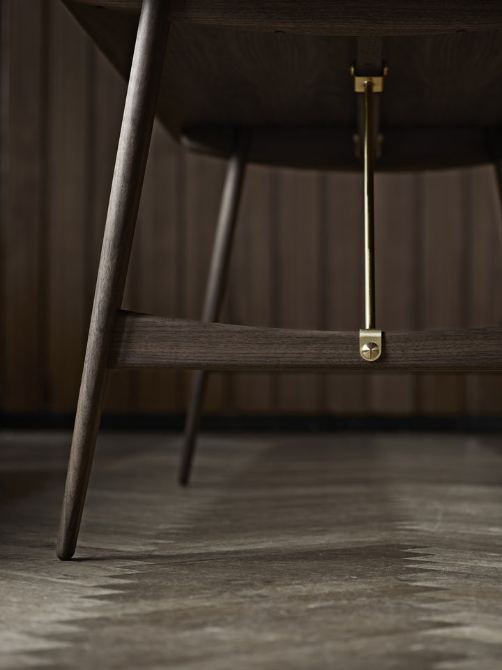 BM1160 Hunting Table - MyConcept Hong Kong
