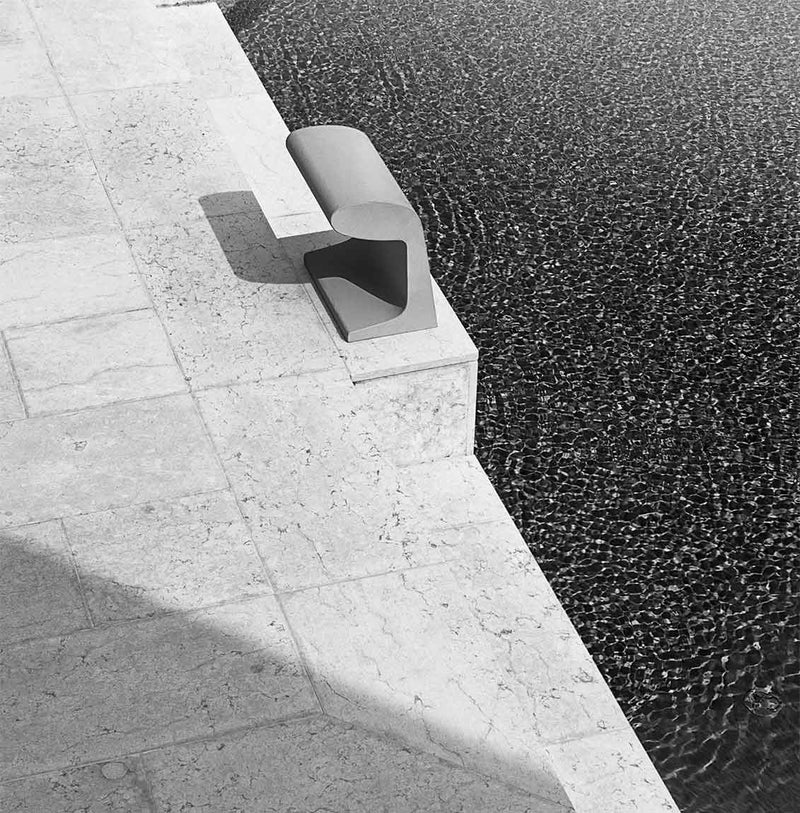 BORNE BÉTON GRANDE Floor Lamp - MyConcept Hong Kong