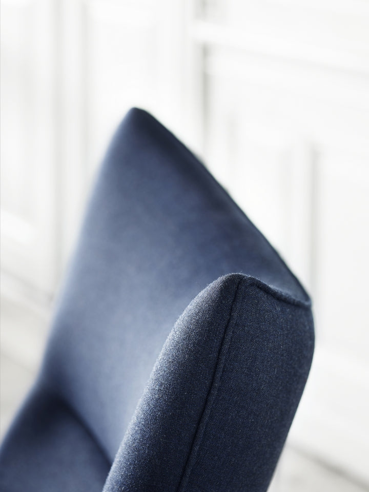CH445 Wing Chair - MyConcept Hong Kong