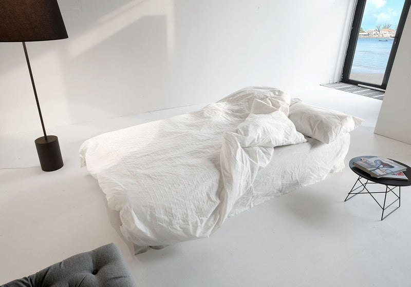 Oldschool Styletto Sofa - MyConcept Hong Kong