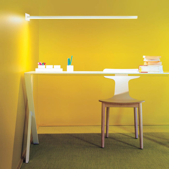 LINESCAPES CANTILEVERED Wall Lamp