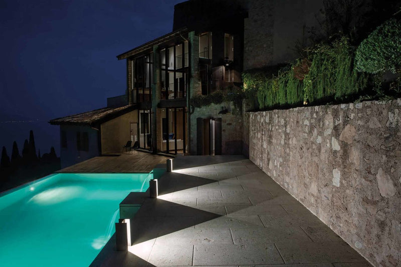 MAIS PLUS QUE CELA JE NE PEUX PAS Floor Lamp - MyConcept Hong Kong