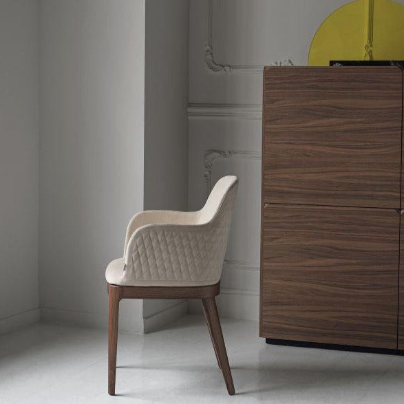 Margot Wood Leg Chair w/ Armrest - MyConcept Hong Kong