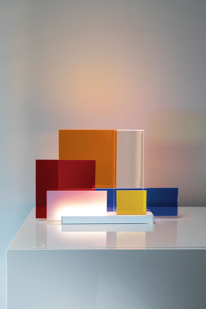 ON LINES Table Lamp - MyConcept Hong Kong