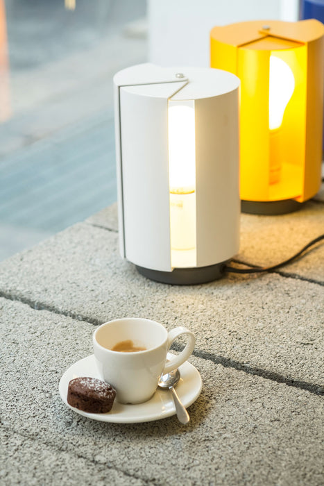 PIVOTANTE À POSER Table Lamp - MyConcept Hong Kong