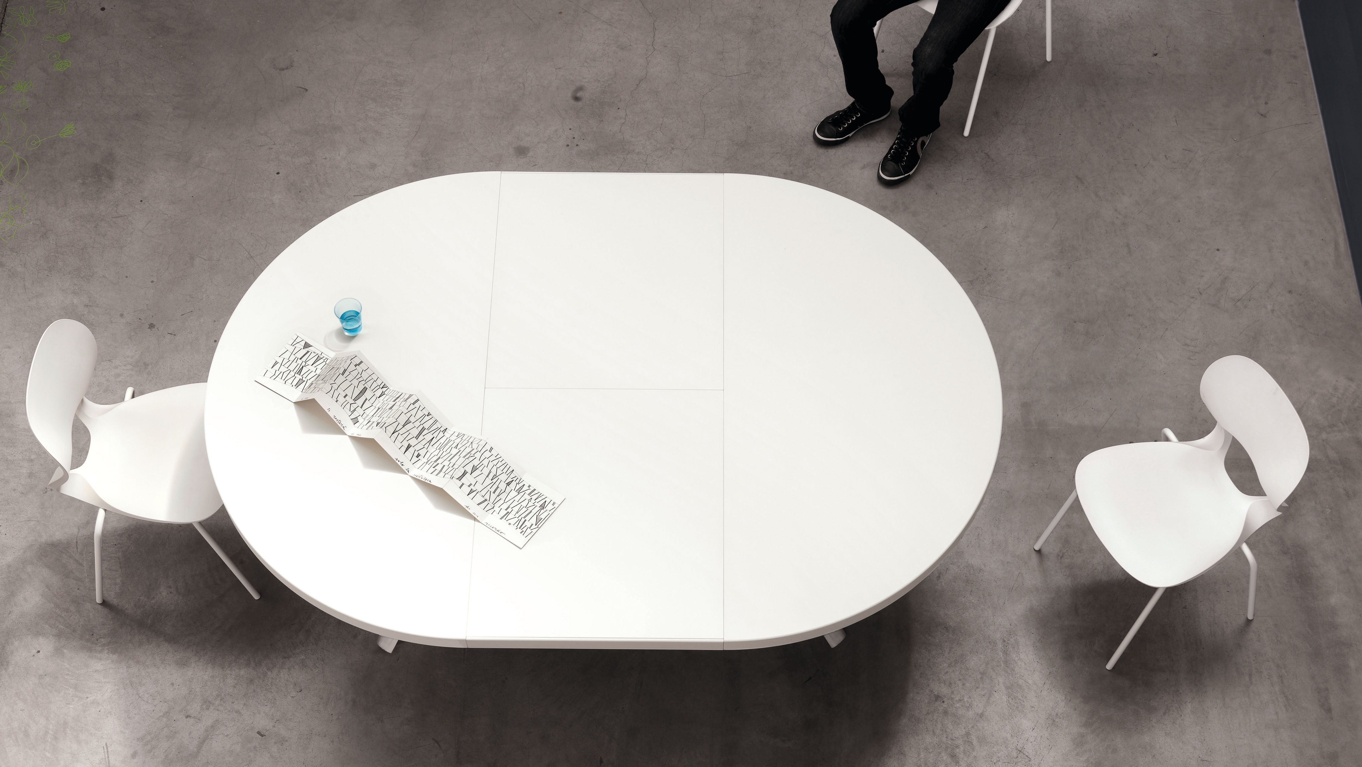 PIKAIA Four Legs Chair — MyConcept Hong Kong